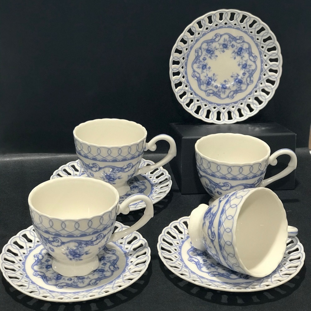 Grace’s Teaware - Picture 2 of 2